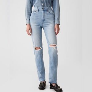 GAP Size 4 or 27 Cheeky Straight High Rise Jeans Light Blue Ripped Jeans